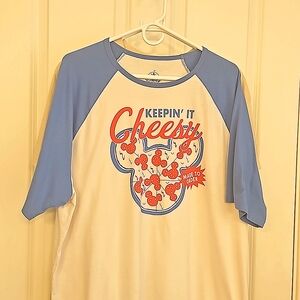 Disney 2XL Mickey Cheesy Pizza 3/4 sleeve tee. EUC.